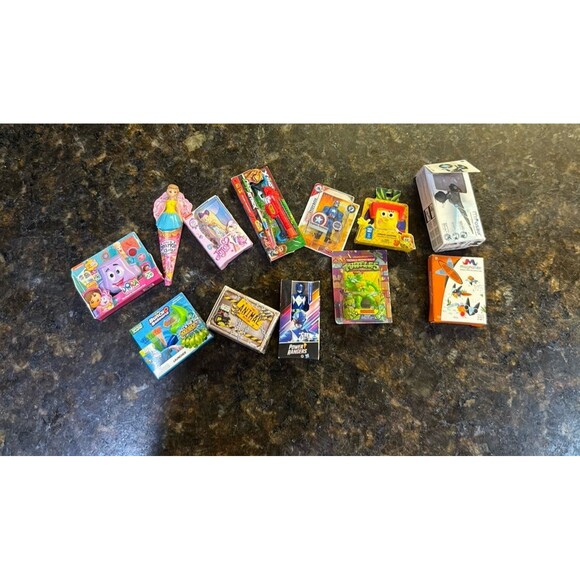 Mini Brands Bundle 43 Pieces EUC - Picture 2 of 6